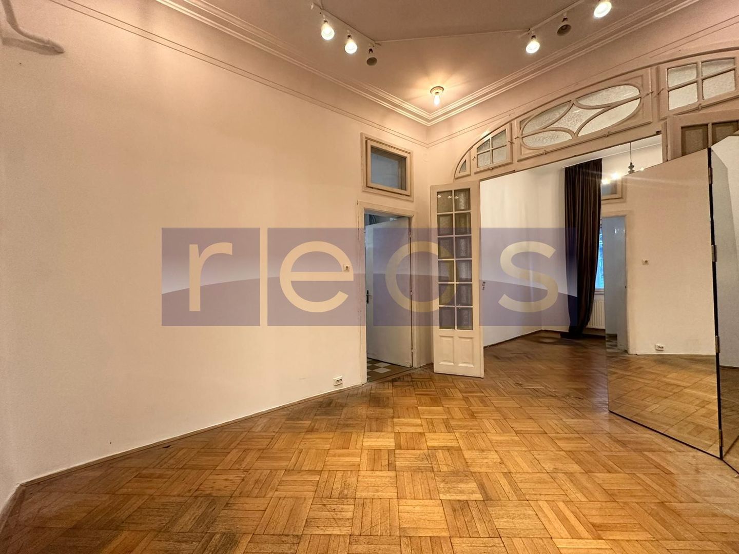 VILA 7 CAMERE | ULTRACENTRAL | 180MP | IDEAL SHOWROOM | SPATIU BIROU | - Poză 7