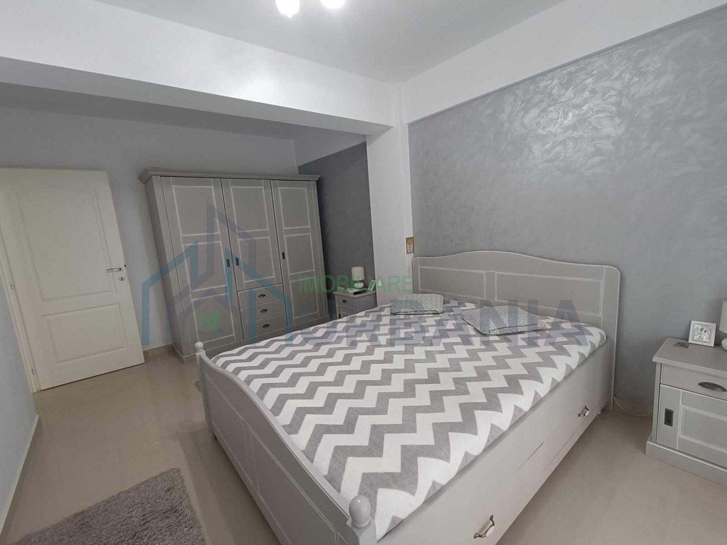 Apartament 2 camere decomandat, mobilat și utilat, cu 2 locuri de parcare, lift și boxă, Valea Lupului - Poză 3