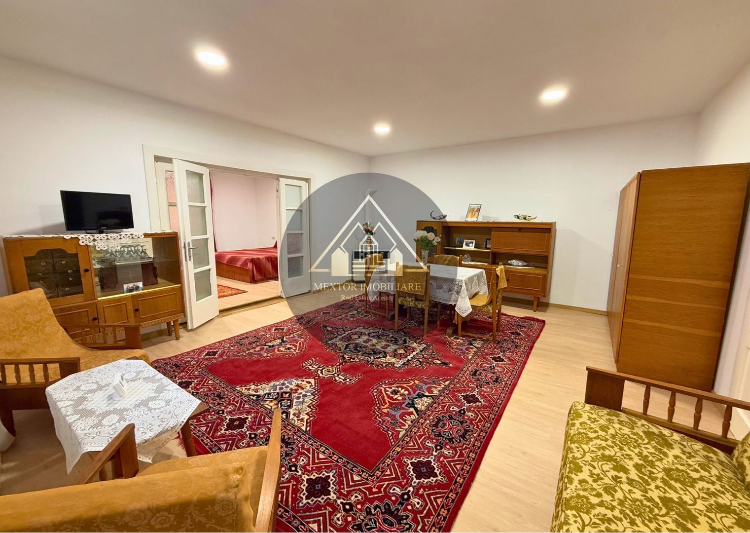 Apartament la casa, de inchiriat - Poză 13