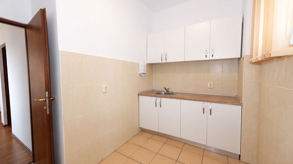Spatiu de birouri stradal, 148mp de inchiriat în zona Soseaua Chitilei - Poză 7