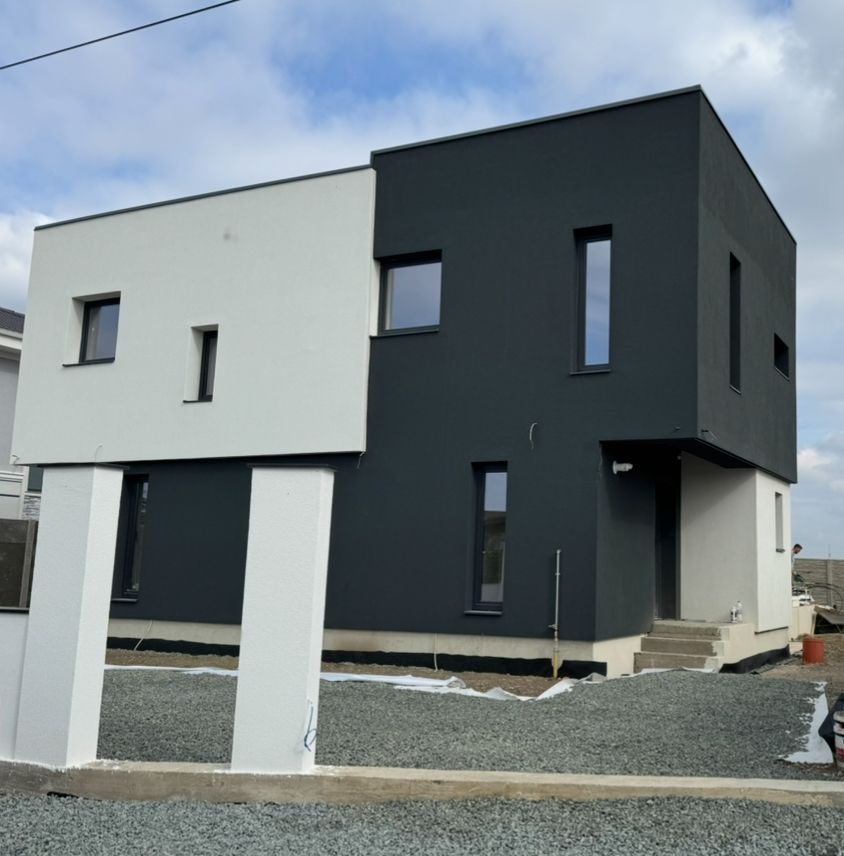 Sacalaz, 1/2 Duplex P+E, 4 Camere,2 Bai,Proiect Modern - Poză 2