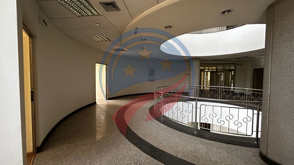 Spatiu comercial de inchiriat in zona Ultracentral/Craiova - Poză 17