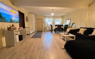 Casa de vanzare in Onesti - Poză 3