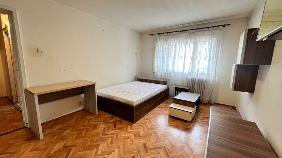 Apartament cu 3 dormitoare | 70 mp | FSEGA | Parcare - Poză 1