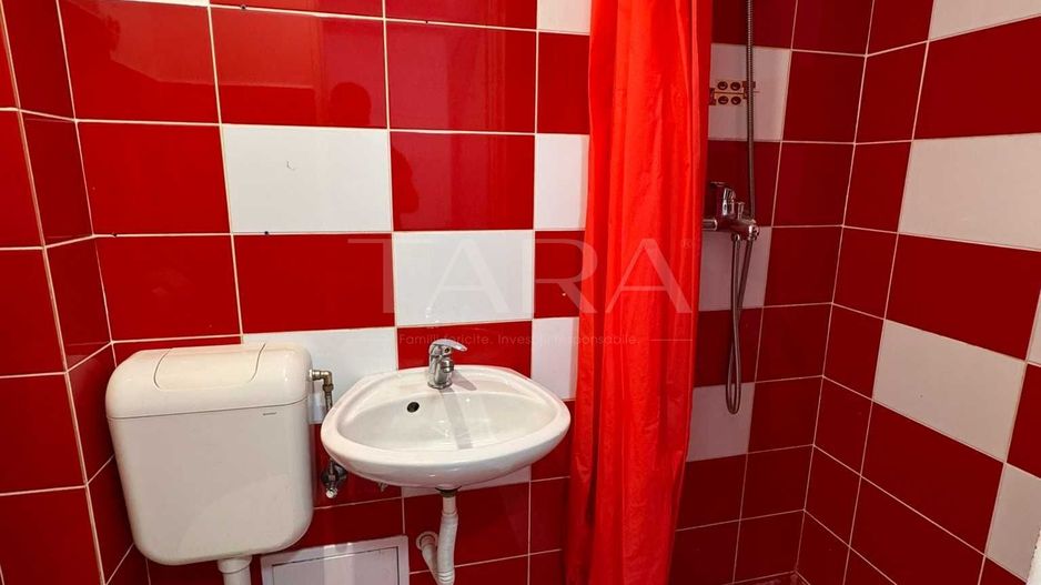 Garsonieră cochetă de vânzare Plopilor, ideală investiție inchiriere. - Poză 5