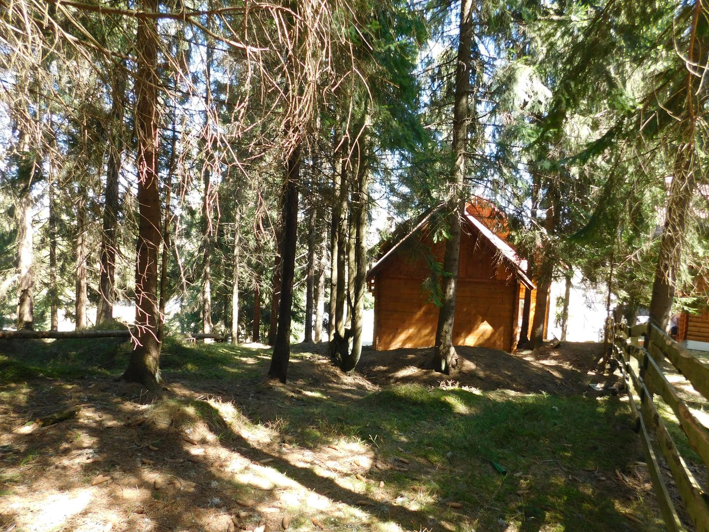 Casă de vacanta de vanzare, in Marisel, langa Cabana Motilor - Poză 19