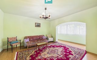 Apartament cu 5 camere în zona Polivalentă - Poză 3