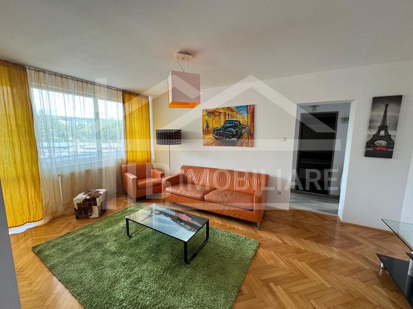 Apartament cu 3 camere, 70 mp, Zona Aleea Carpati - Poză 1