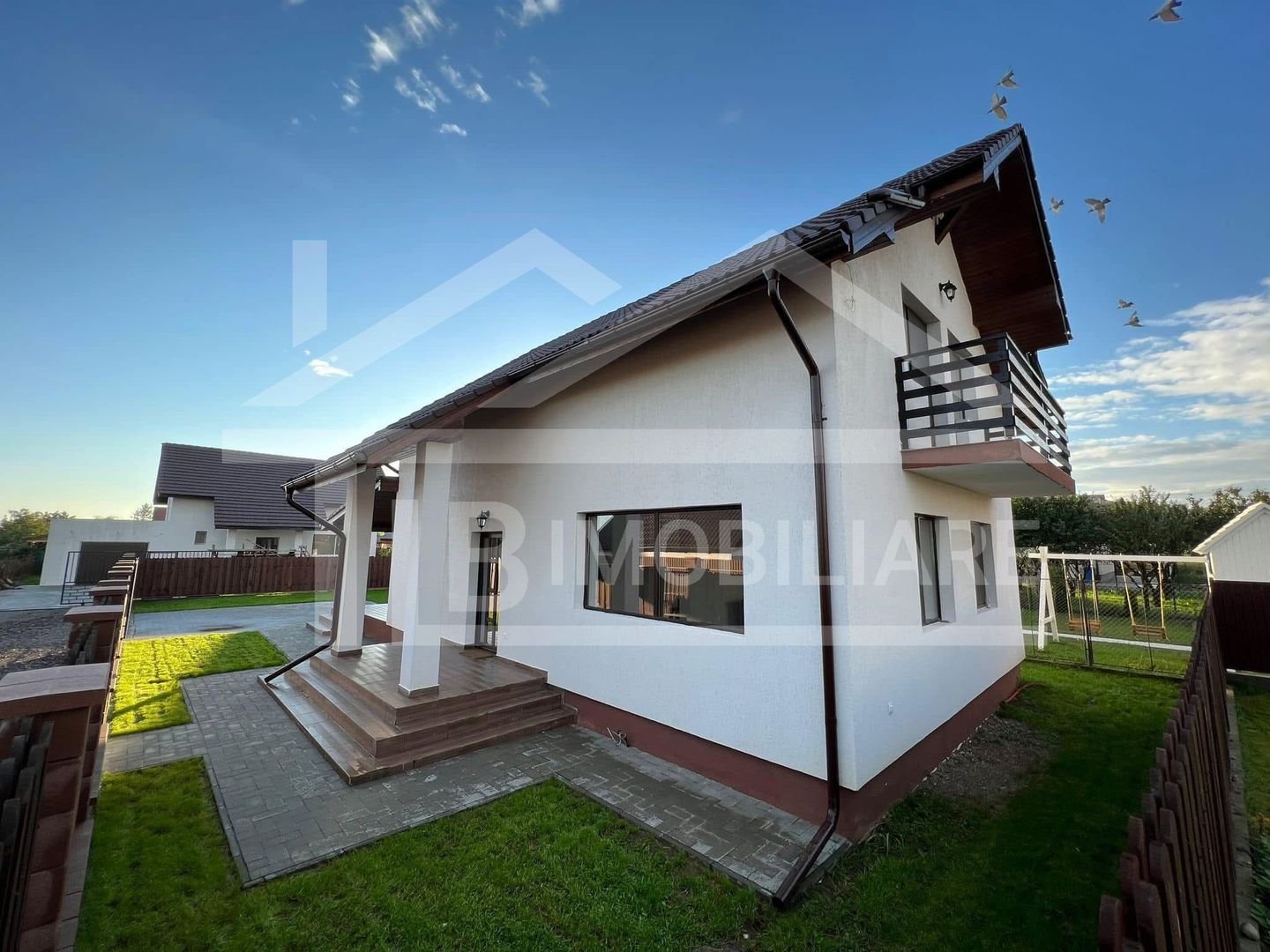 Casa individuala, 4 camere, 190mp, Zona Sâncraiu de Mureș - Poză 1