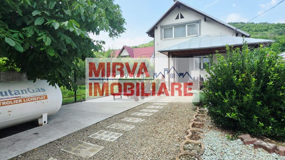 Vilă premium 5 camere cu salină și garaj | Coțofenești - Poză 10