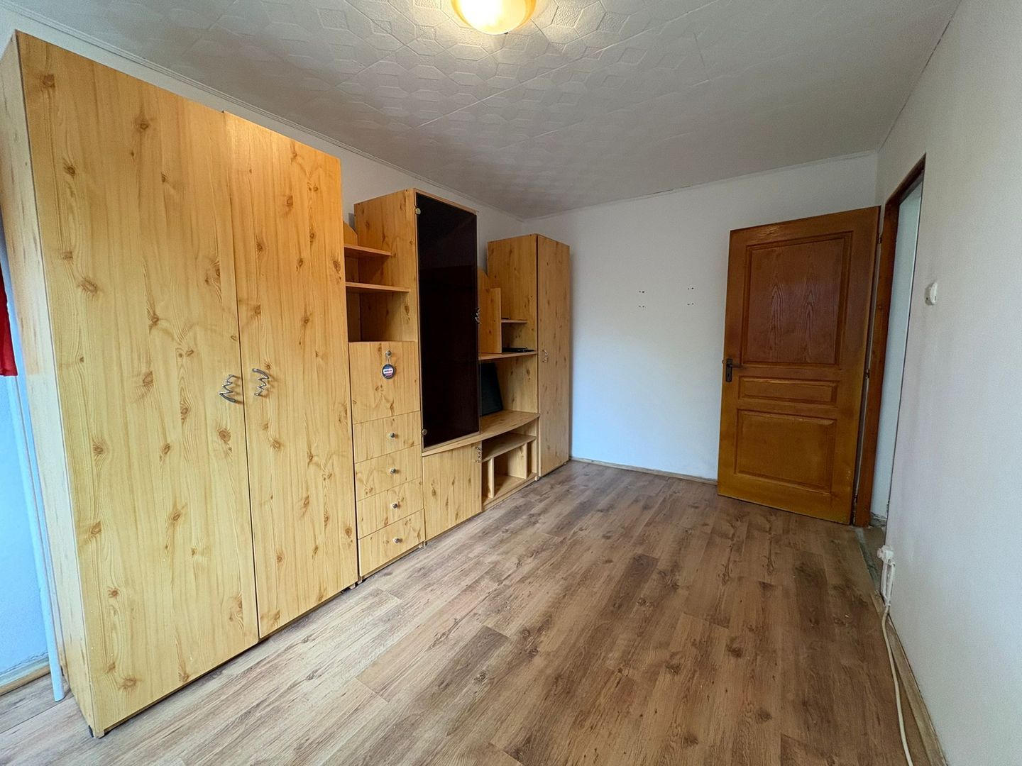 Garsonieră decomandată 27,49 mp lângă B the Hotel - Poză 3