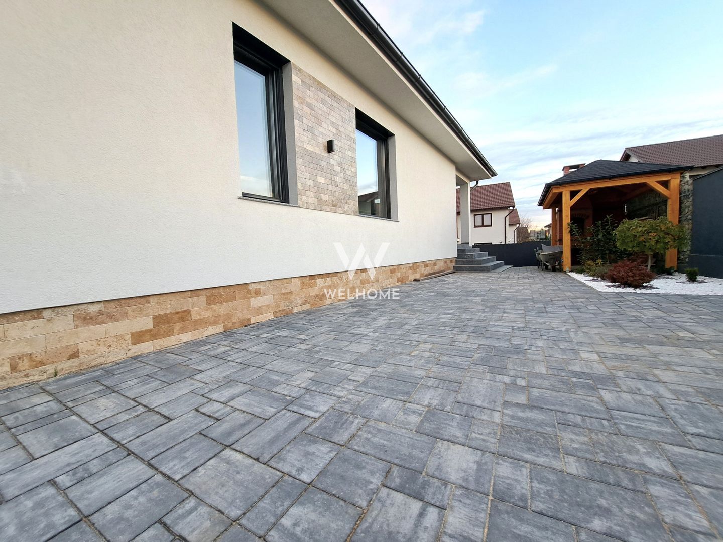 Casa Sibiu, Selimbar - 4 camere, garaj, curte mare - - Poză 1