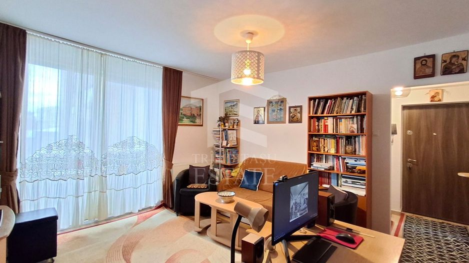 De Vanzare Apartament 2 Camere  zona Magheru - Poză 2