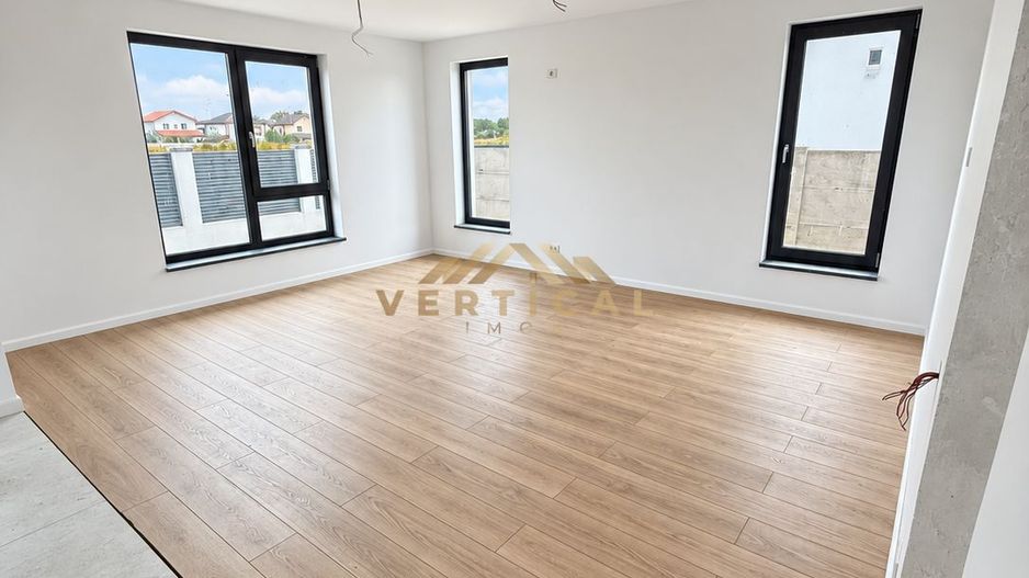 🏡 O casă pentru planurile familiei tale, în zona centrală - Poză 14