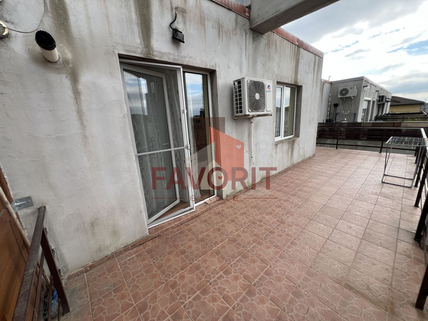 Apartament 2 camere | Terasa 27 mp | Giroc - Poză 7