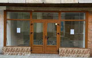 Spațiu comercial de închiriat pe esplanada Pascani - Poză 2