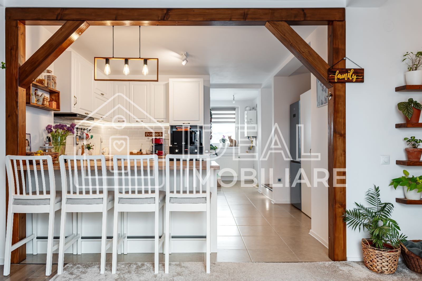 Casa Triplex cu 3 camere, Mobilat-Utilat, in Selimbar - Poză 5