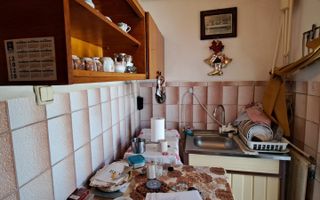 VANZARE GARSONIERA ULTRACENTRALA | ETAJ 4 | 28 MP + BALCON - Poză 3