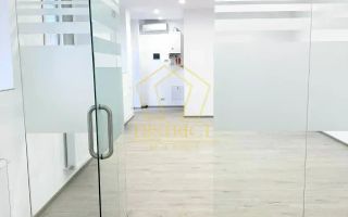 Spatiu birouri renovat I Semicentral - Poză 2
