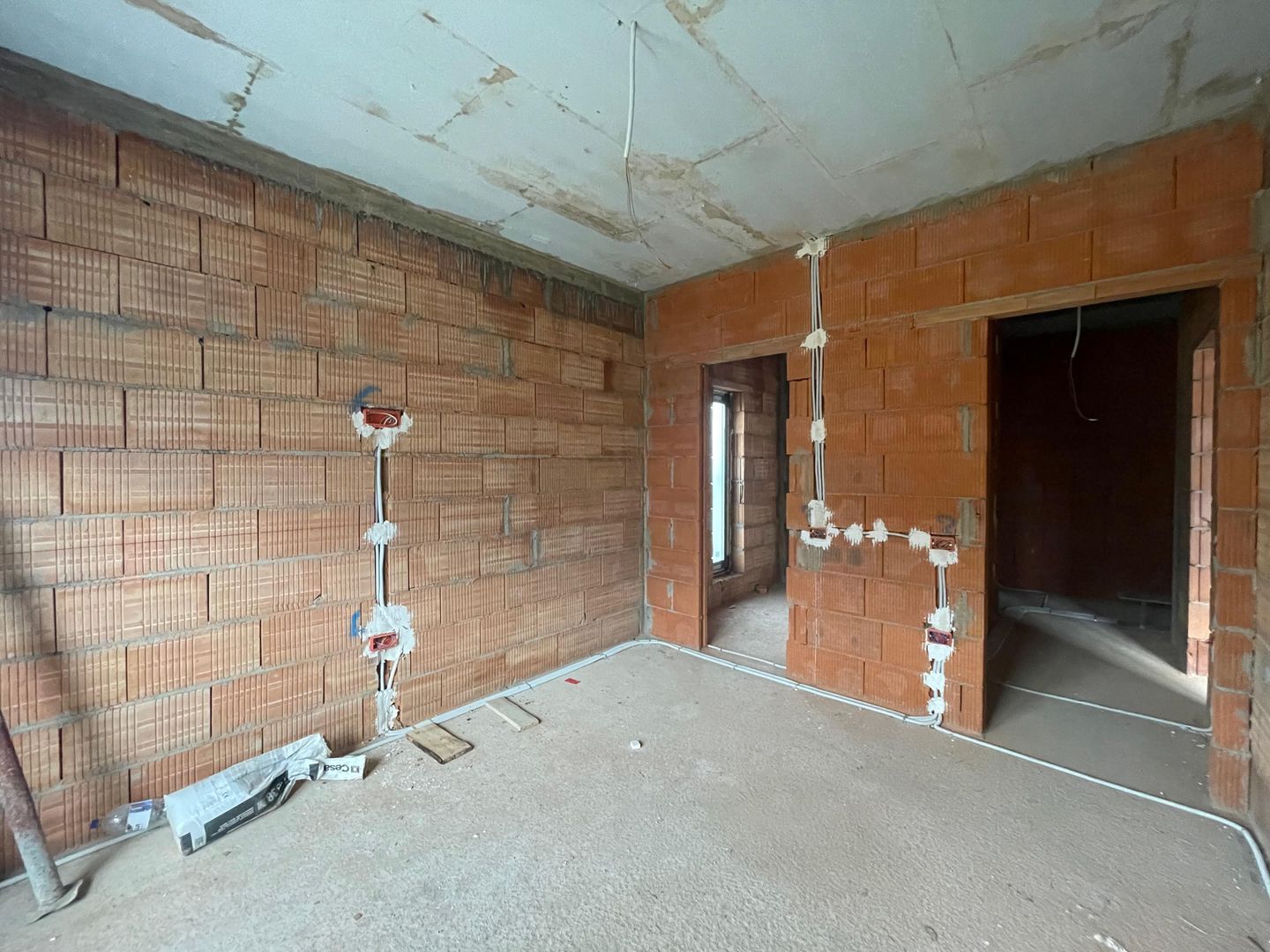 Duplex cu design deosebit - 3 camere - Poză 4