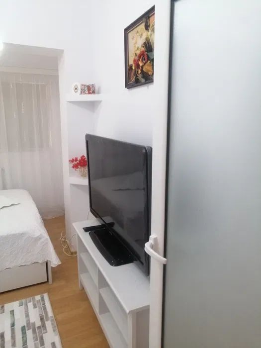 Apartament la  mansarda, Micro 19, mobilat si utilat - Poză 6