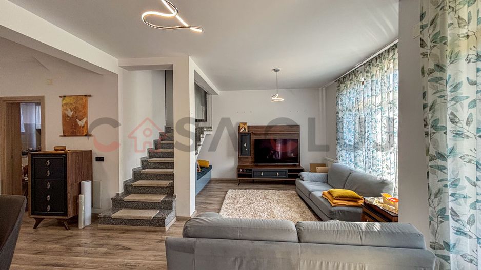 Duplex bine compartimentat - Curte amenajata - Borhanci, la inceput - Poză 14