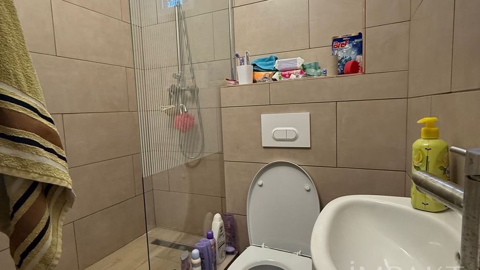 3 camere de inchiriat in zona Platinia - Poză 11
