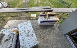 Casă individuală cu 5 camere de vânzare în Jucu | 1000 mp teren - Poză 9