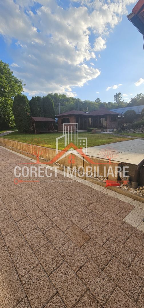 Casă premium D+P+E cu anexe si teren generos - Poză 48