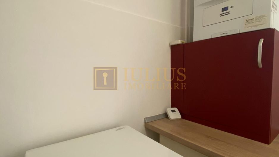 2 dormitoare, centrala proprie, bucatarie inchisa. Piața Libertatii. - Poză 18