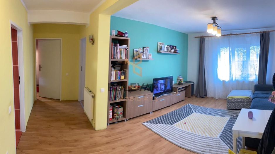 Apartament cu 3 camere+curte de 150 mp+2 parcari! - Poză 2