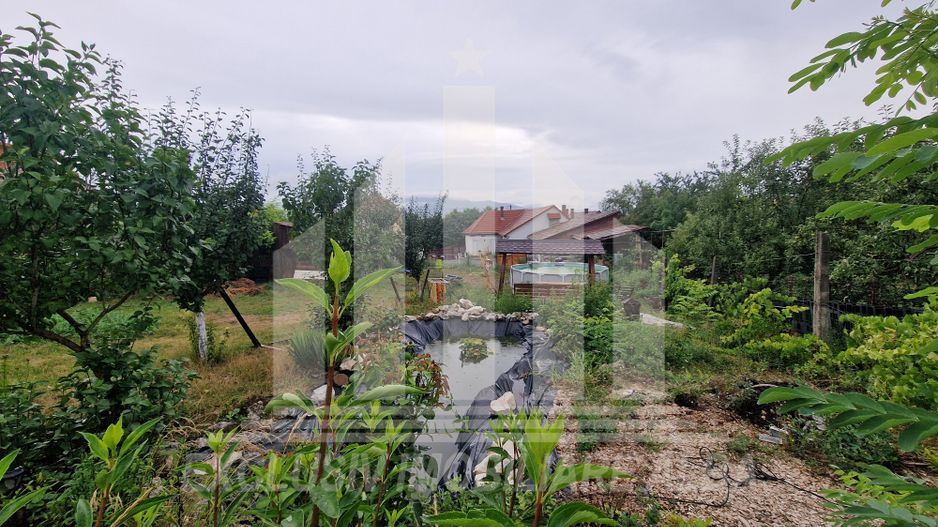 Casa de vanzare cu 2000mp de teren in Ciugud - Poză 10