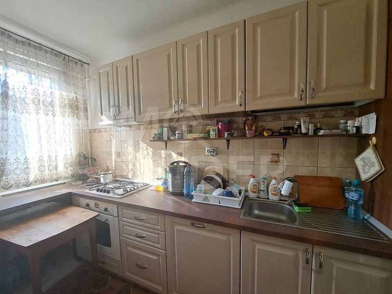 Vanzare 2 camere decomandate, Centru, zona Horea - Poză 3