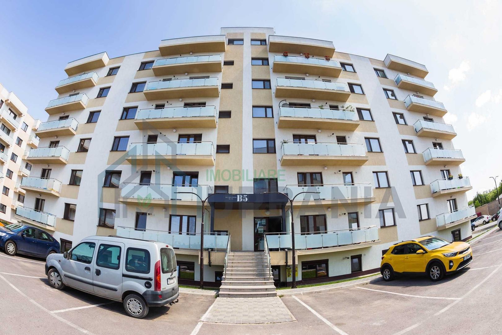 Închiriez apartament 2 camere - Poză 2