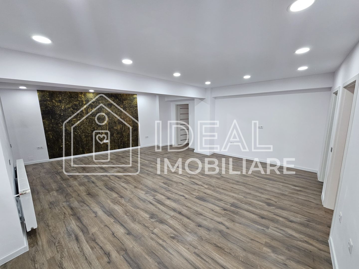Apartament cu 3 camere si terasa, LA CHEIE 112 mp utili, zona Turnisor - Poză 2