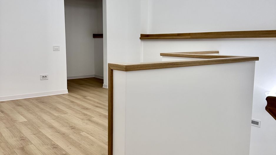 Casa de inchiriat, 3 camere, 3 bai, renovata, prima inchiriere. - Poză 16