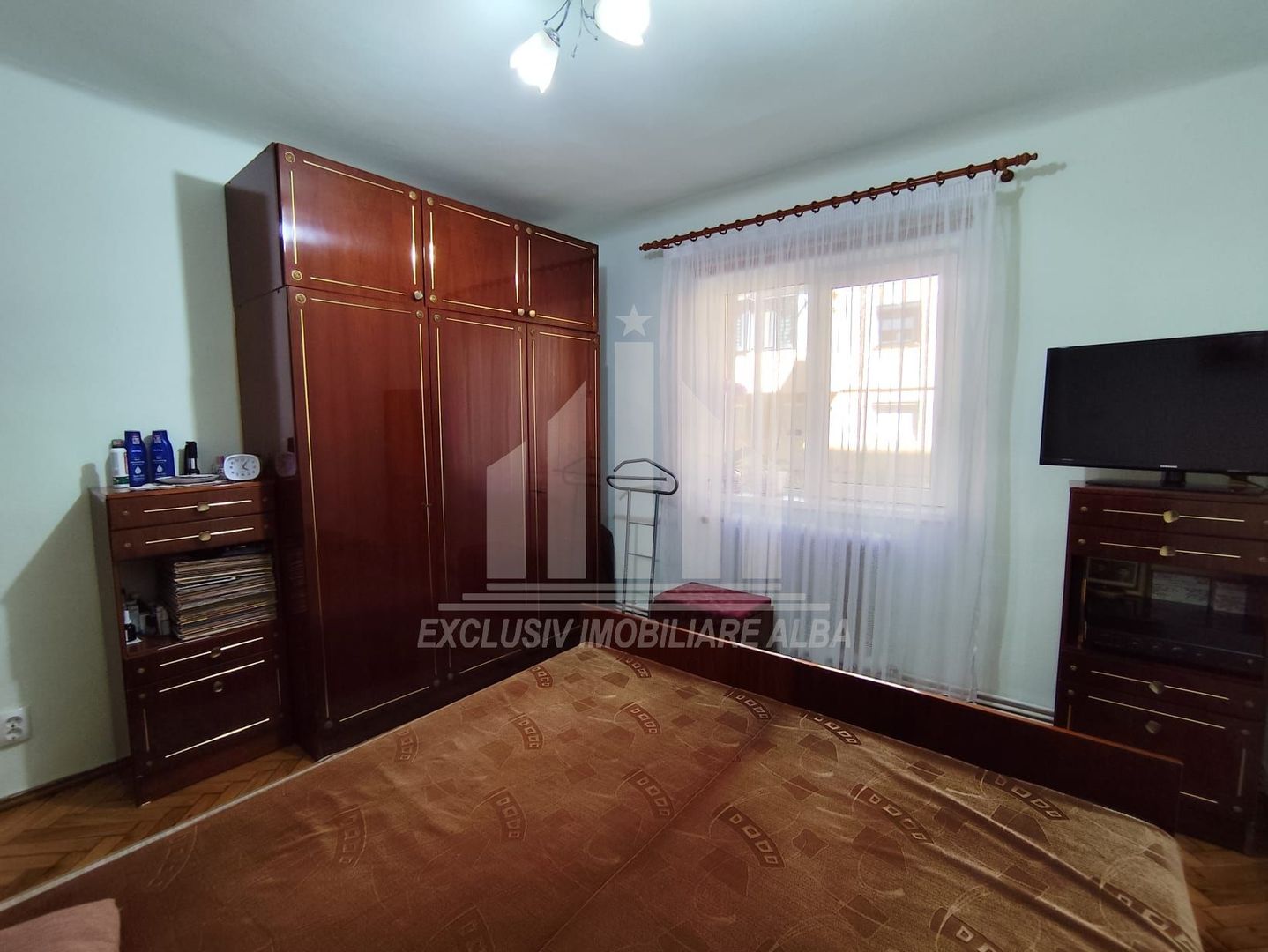 Apartament cu 4 camere decomandate, Cetate - Poză 6