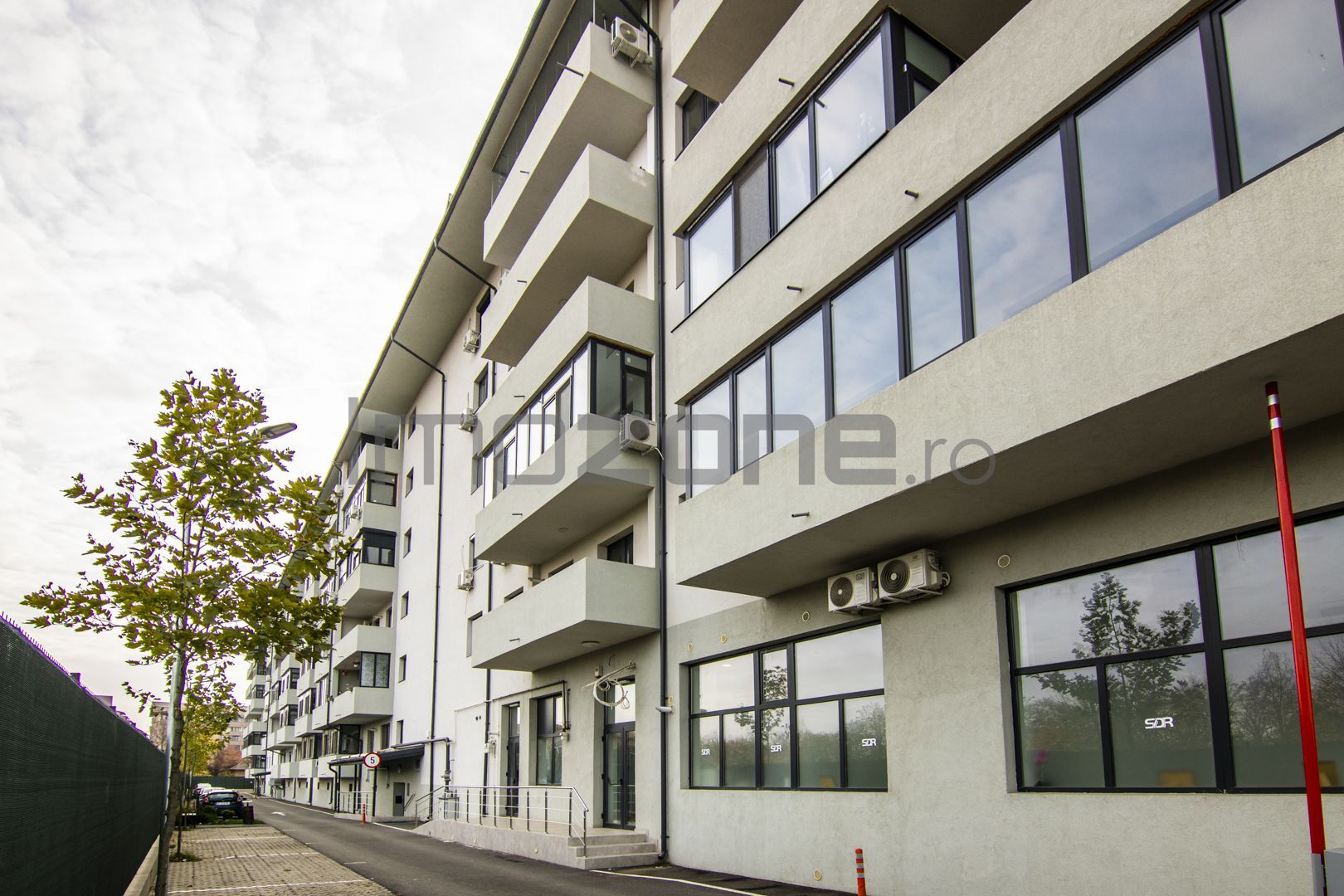 3 Camere, Bloc Finalizat, 100mp, Bucatarie 14mp, Doua Bai,  Centrala,  NOU - Poză 4