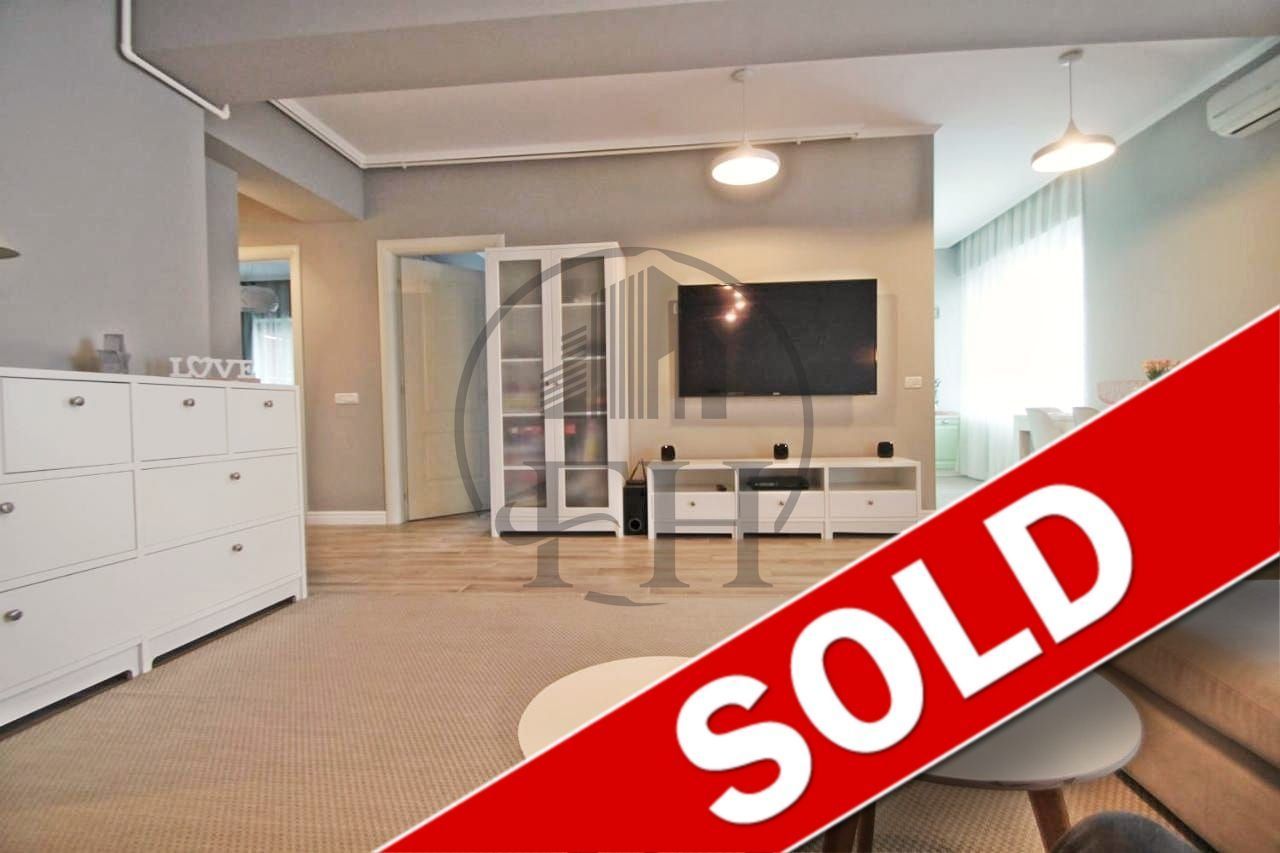Apartament cu 3 camere de închiriat în Central, Mamaia - Poză 1