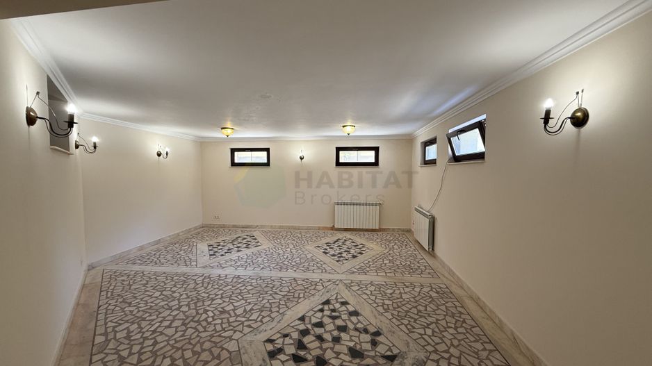 Vila 9 camere cu piscina si teren de 1.000 mp - Poză 30