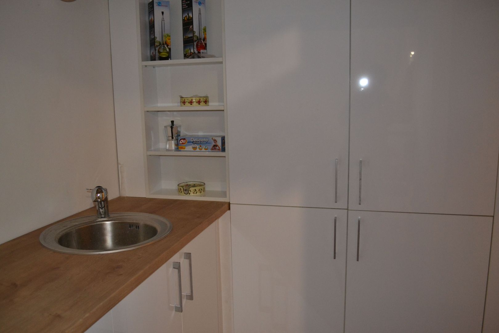 Studiou langa medicina cu scara interioara - Poză 11