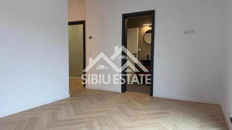 Apartament exclusivist 4 camere, intabulat, 115 mp , Grădină 200 mp , - Poză 10