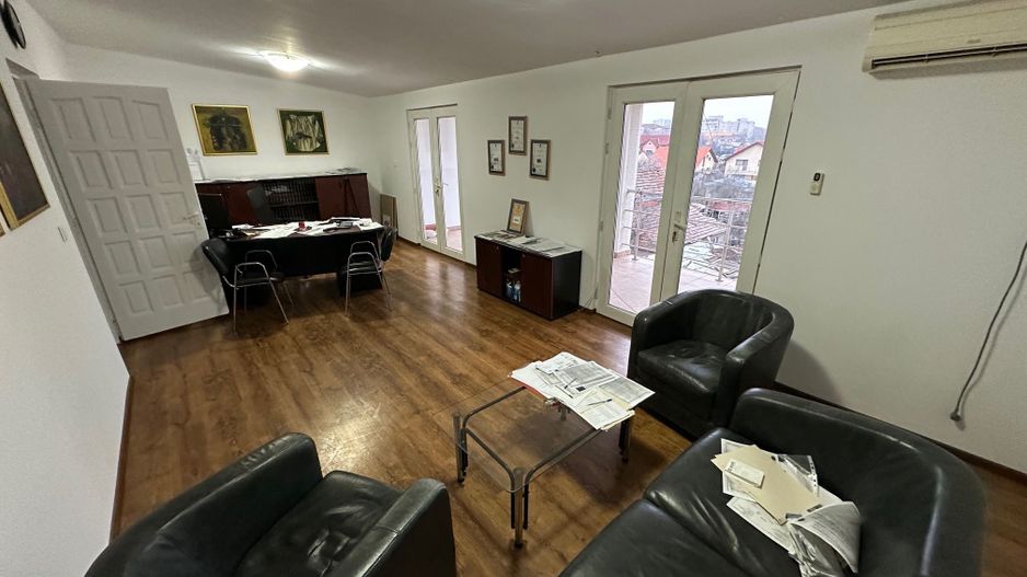 Cladire pretabila spațiu birouri/ clinica - Poză 2