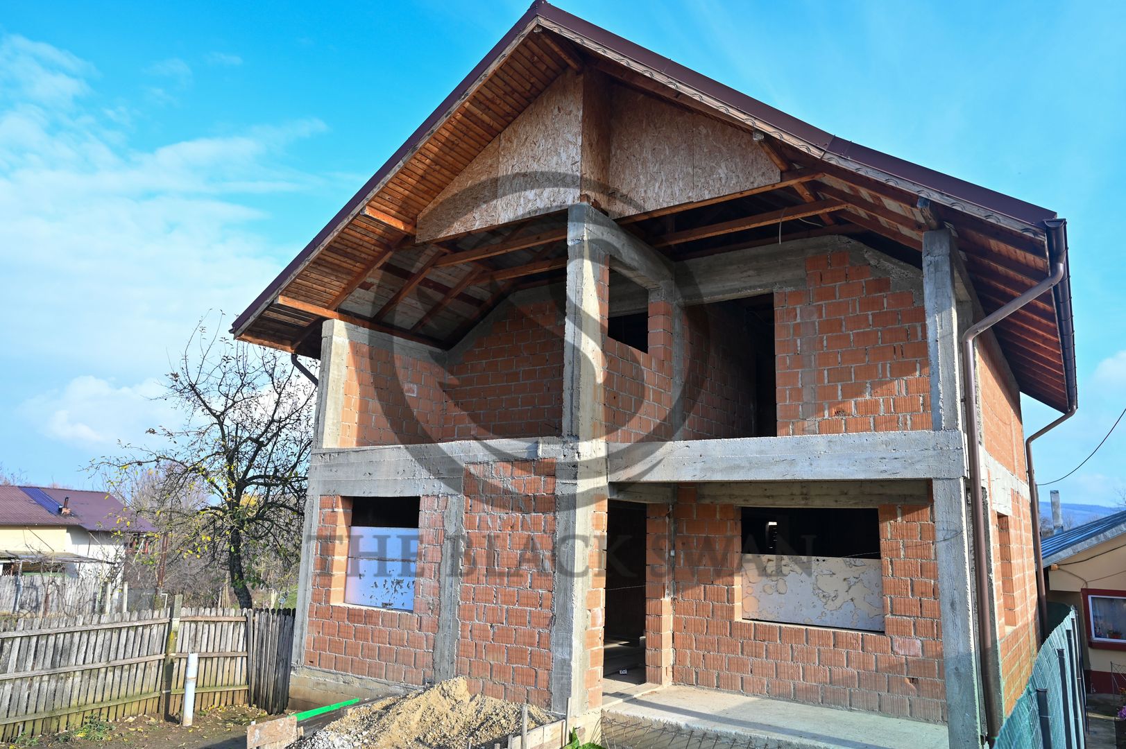 Casa la rosu de vanzare | Iordacheanu - Valea Cucului | Comision 0% - Poză 2