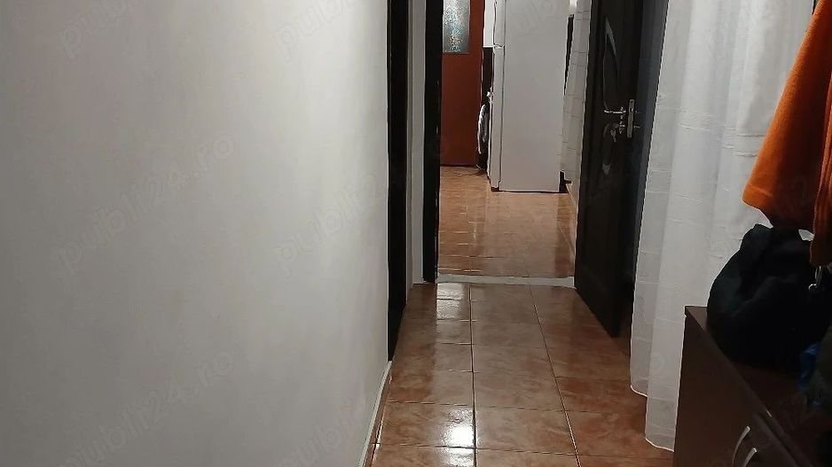 Casa de Vanzare 4 camere Crangasi-Giulesti - Poză 1