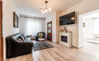 Casă în Vlaicu cu garaj și teren de 376 mp, Arad - Poză 4