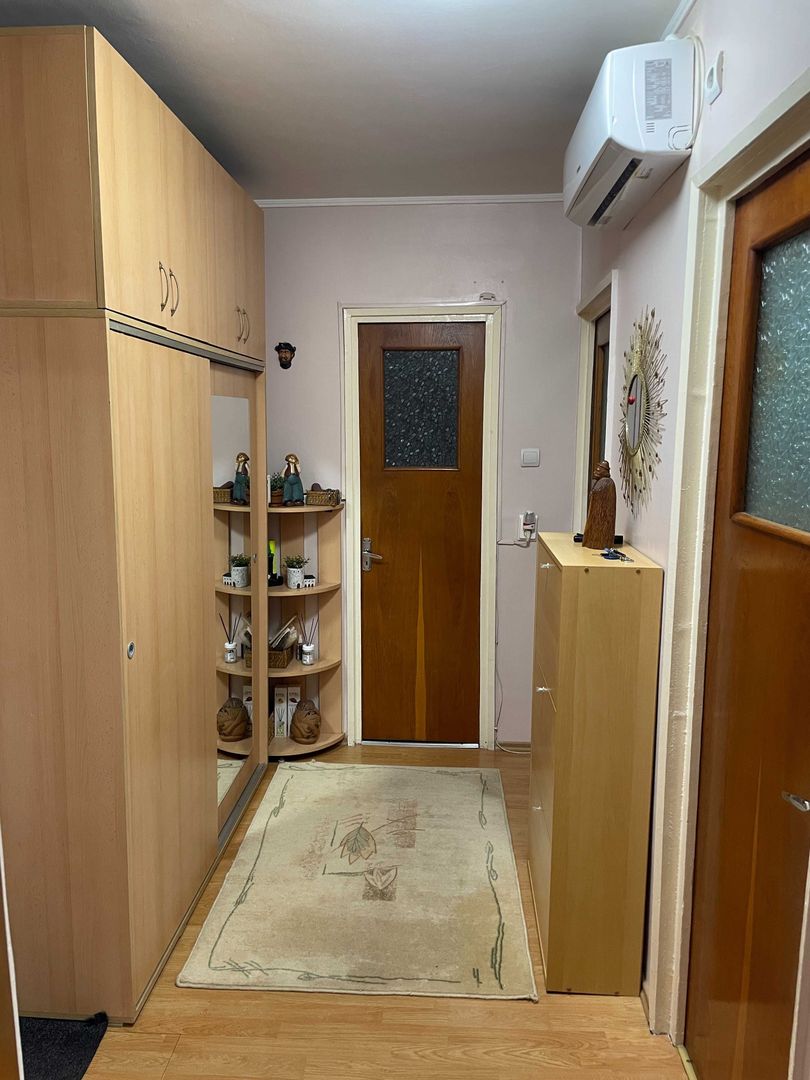 Apartament 2 camere zona Dacia/Victoria - Decomandat - Ocazie - Poză 3