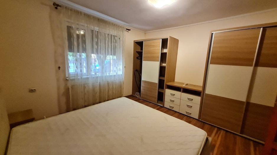 Casa cocheta zona Lipovei - Poză 5