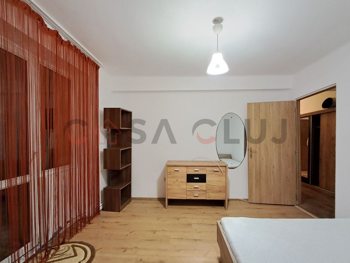 2 camere Decomandate, Etaj 2/4, Zona Horea!! - Poză 5