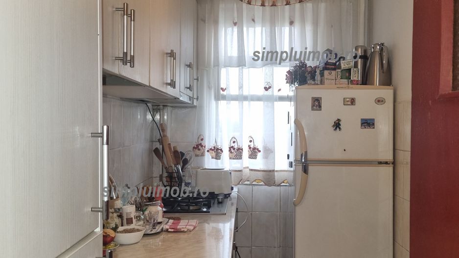 Brancoveanu 2 camere decomandat Huedin Sector 4 - Poză 6